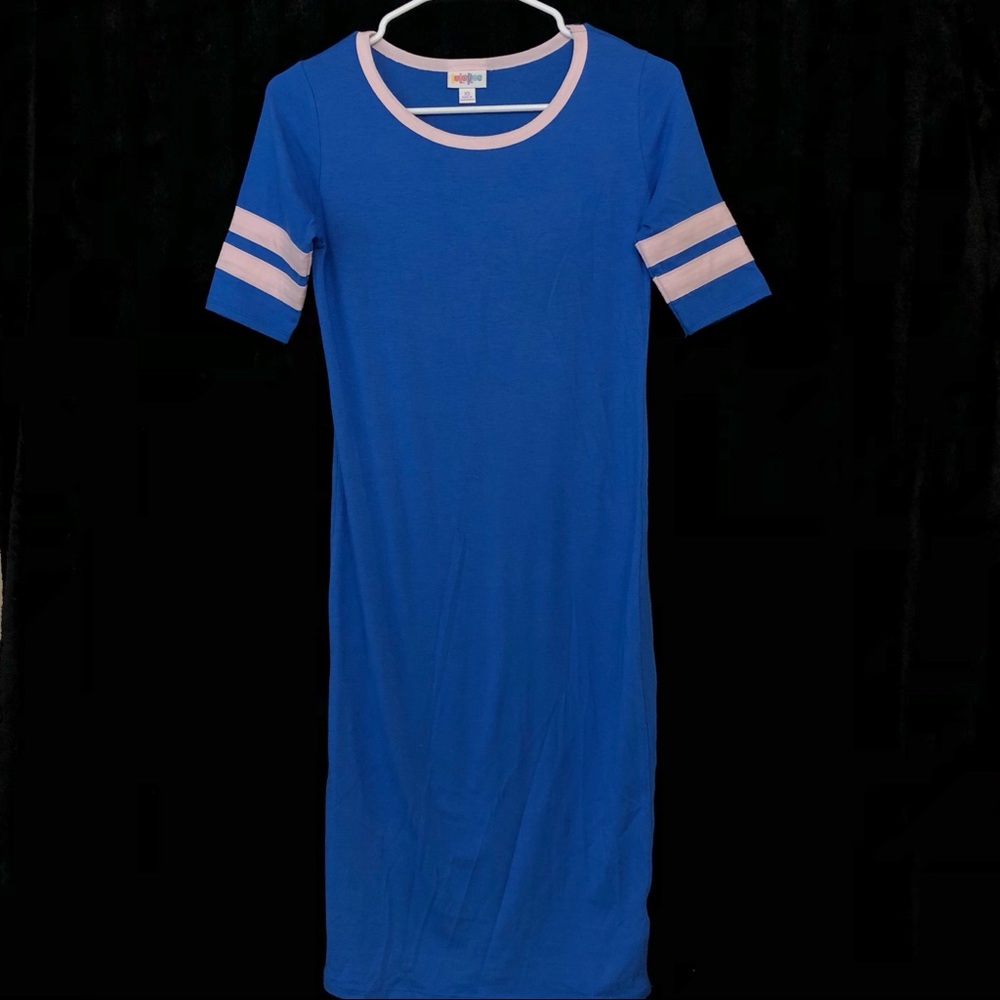 LulaRoe Julia. NWOT. XS.
